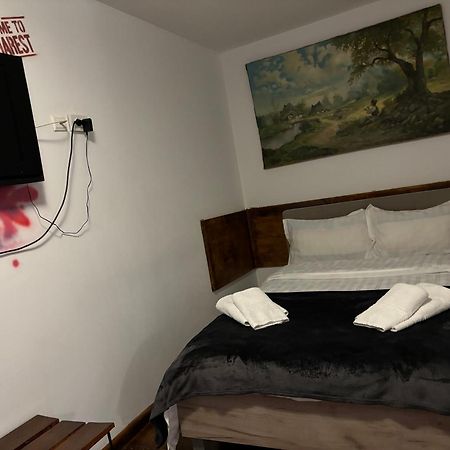 בוקרשט B&B Maria מראה חיצוני תמונה